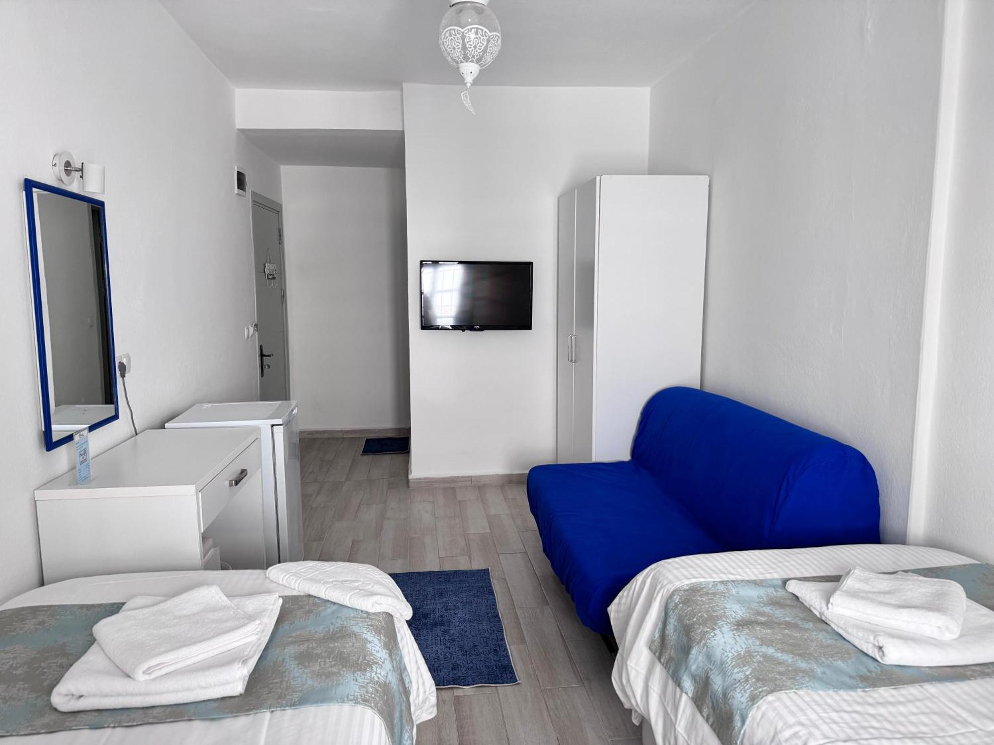 White And Blue Bodrum Exterior foto
